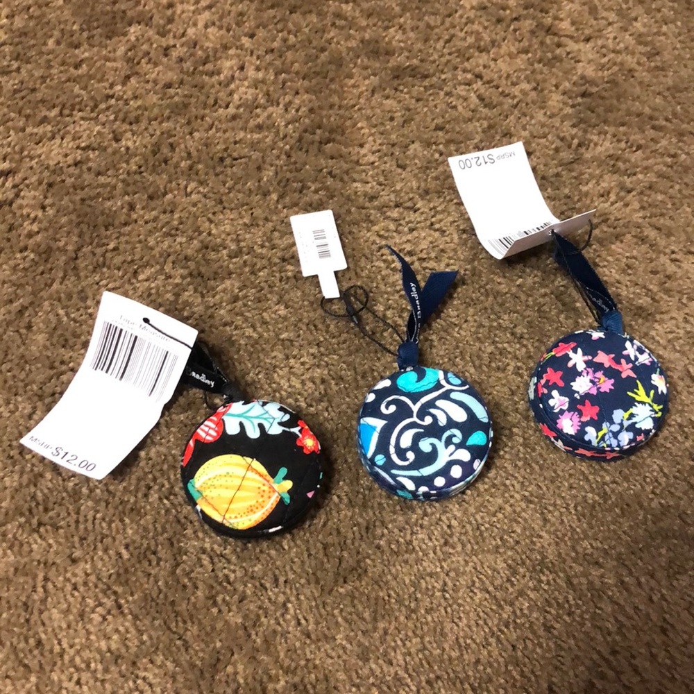 NWT Vera Bradley Tape Measure mini